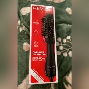 Revlon One-Step Volumizer Hair Dryer - BRAND NEW IN BOX!